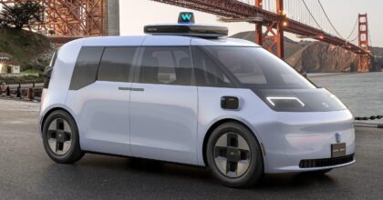 waymo_zeekr-3-2